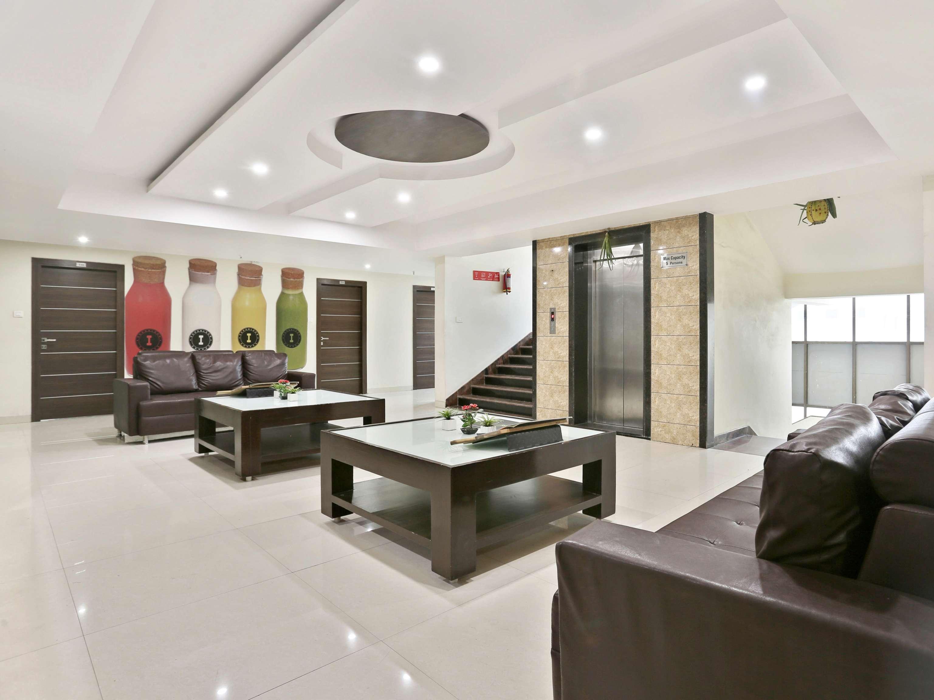 Townhouse Halcyon Deccan Inn Near Shilparamam Kondapur  Εξωτερικό φωτογραφία