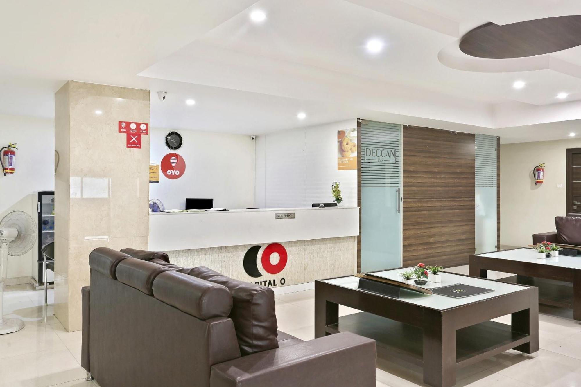 Townhouse Halcyon Deccan Inn Near Shilparamam Kondapur  Εξωτερικό φωτογραφία